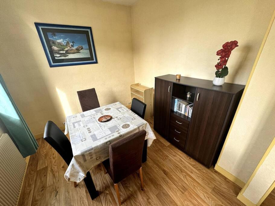 Appartement Proche De L'Hyper-Centre Avec Garage Caen Zewnętrze zdjęcie